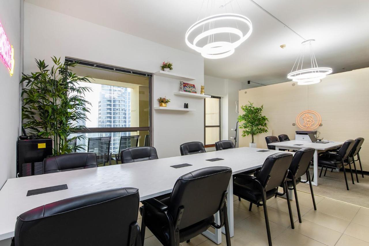 Berloga Capsule Jbr Pansiyon Dubai Dış mekan fotoğraf