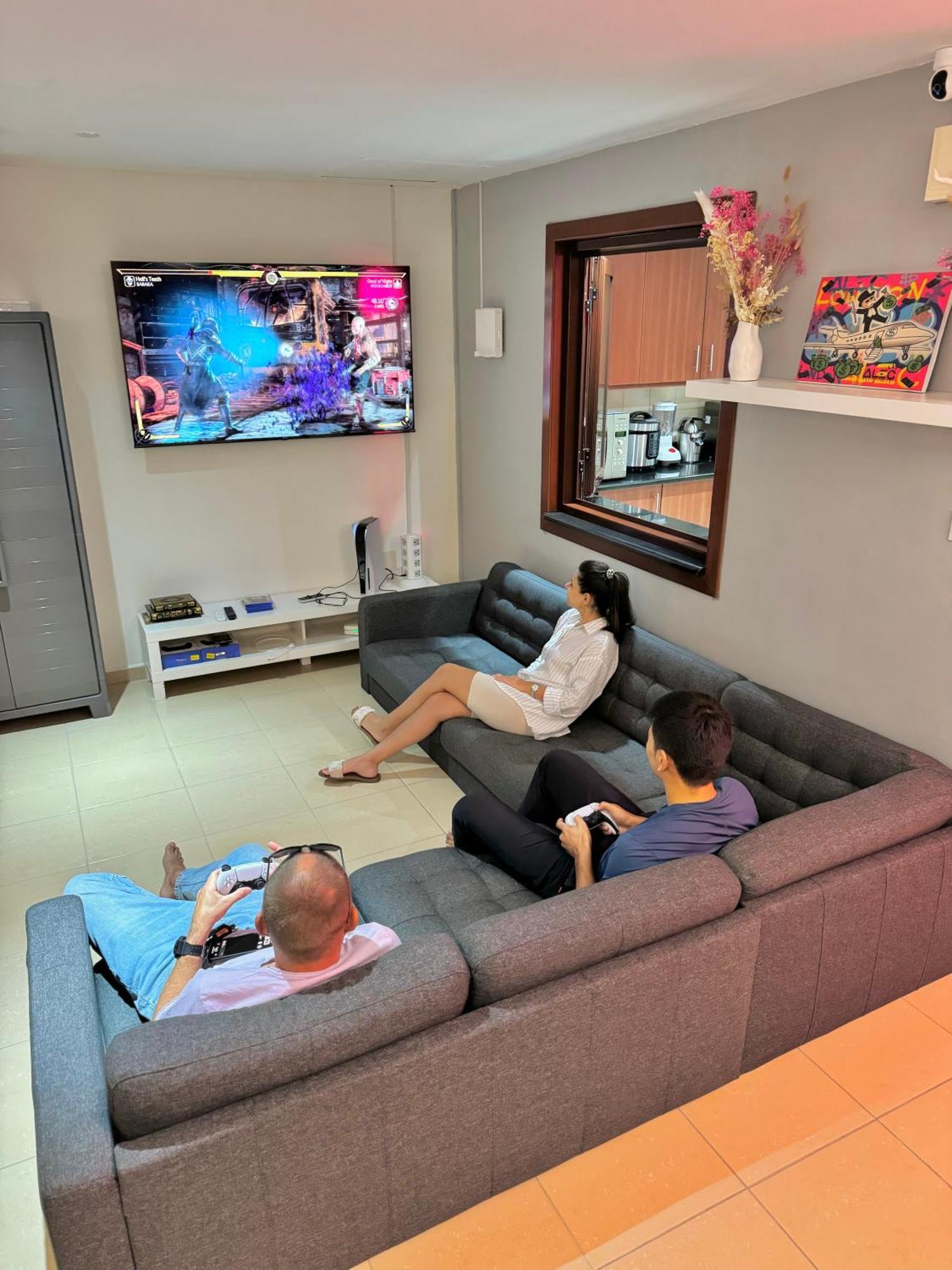Berloga Capsule Jbr Pansiyon Dubai Dış mekan fotoğraf
