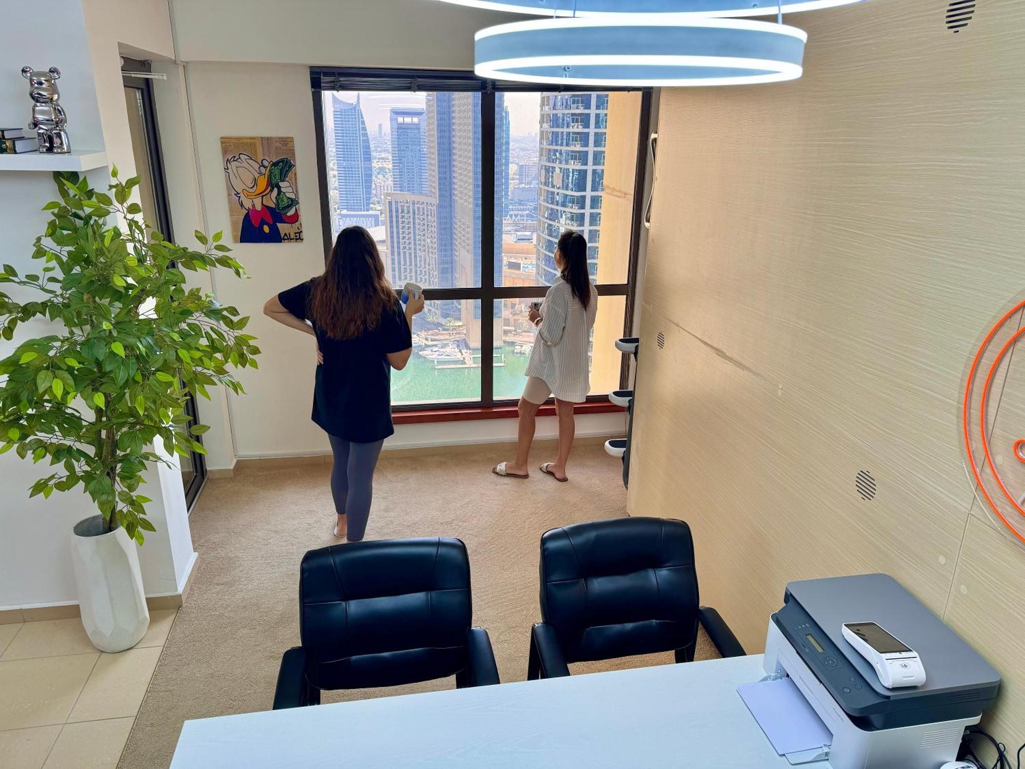 Berloga Capsule Jbr Pansiyon Dubai Dış mekan fotoğraf